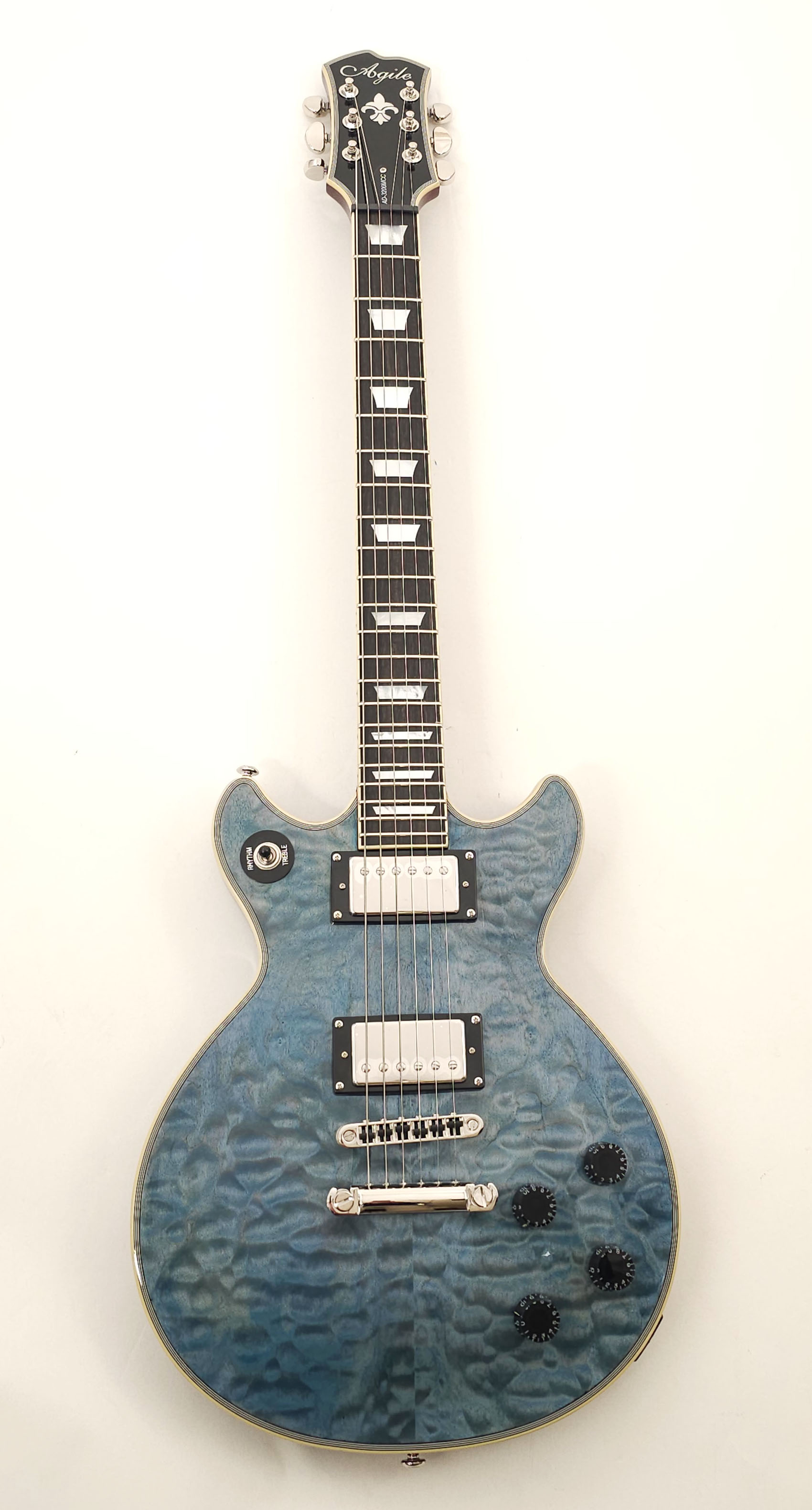 ad3200mcclightbluequiltDM1