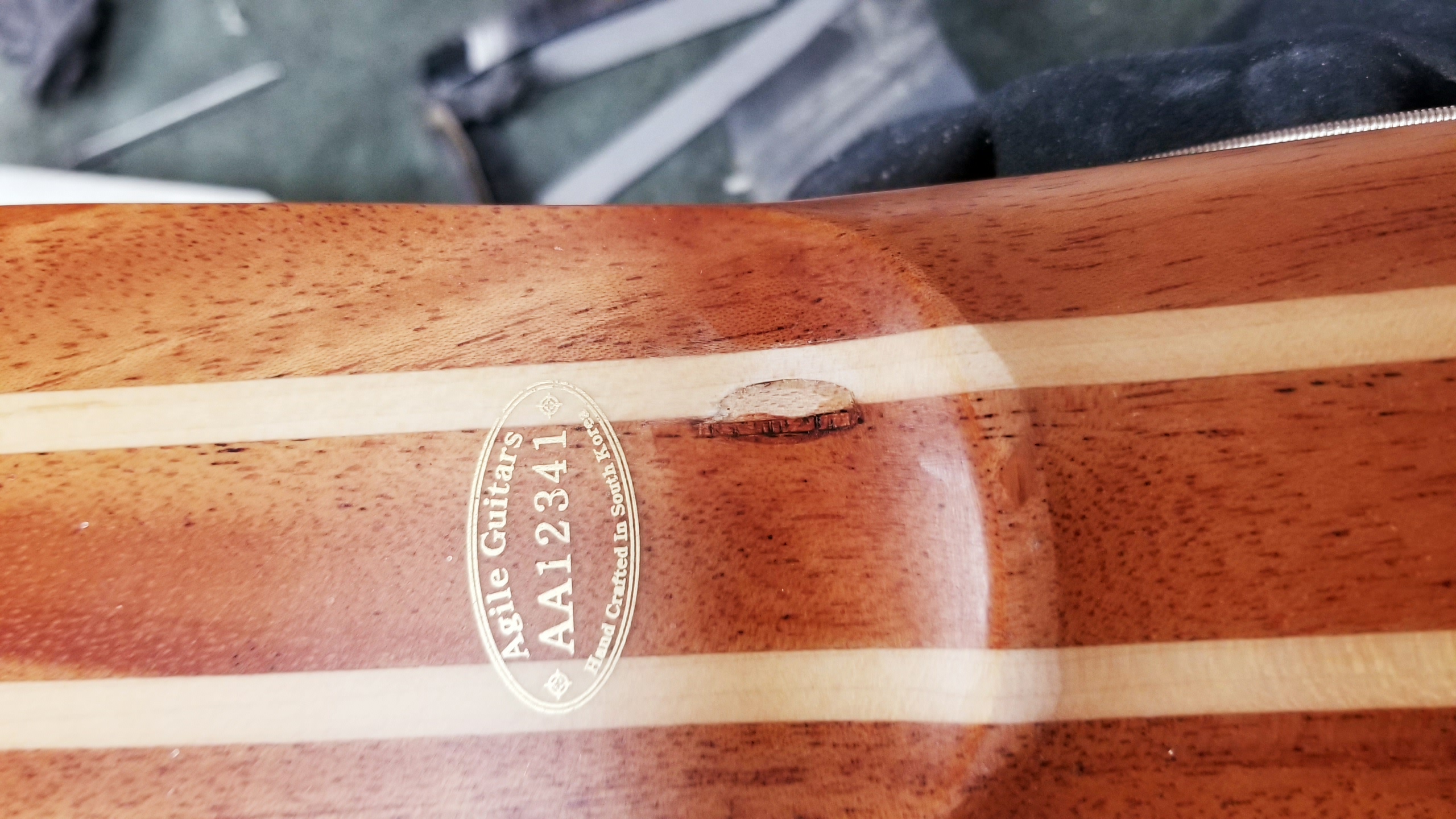 Agile Chiral Parallax 92528 EB EMG SS Satin Green / Blue Headless