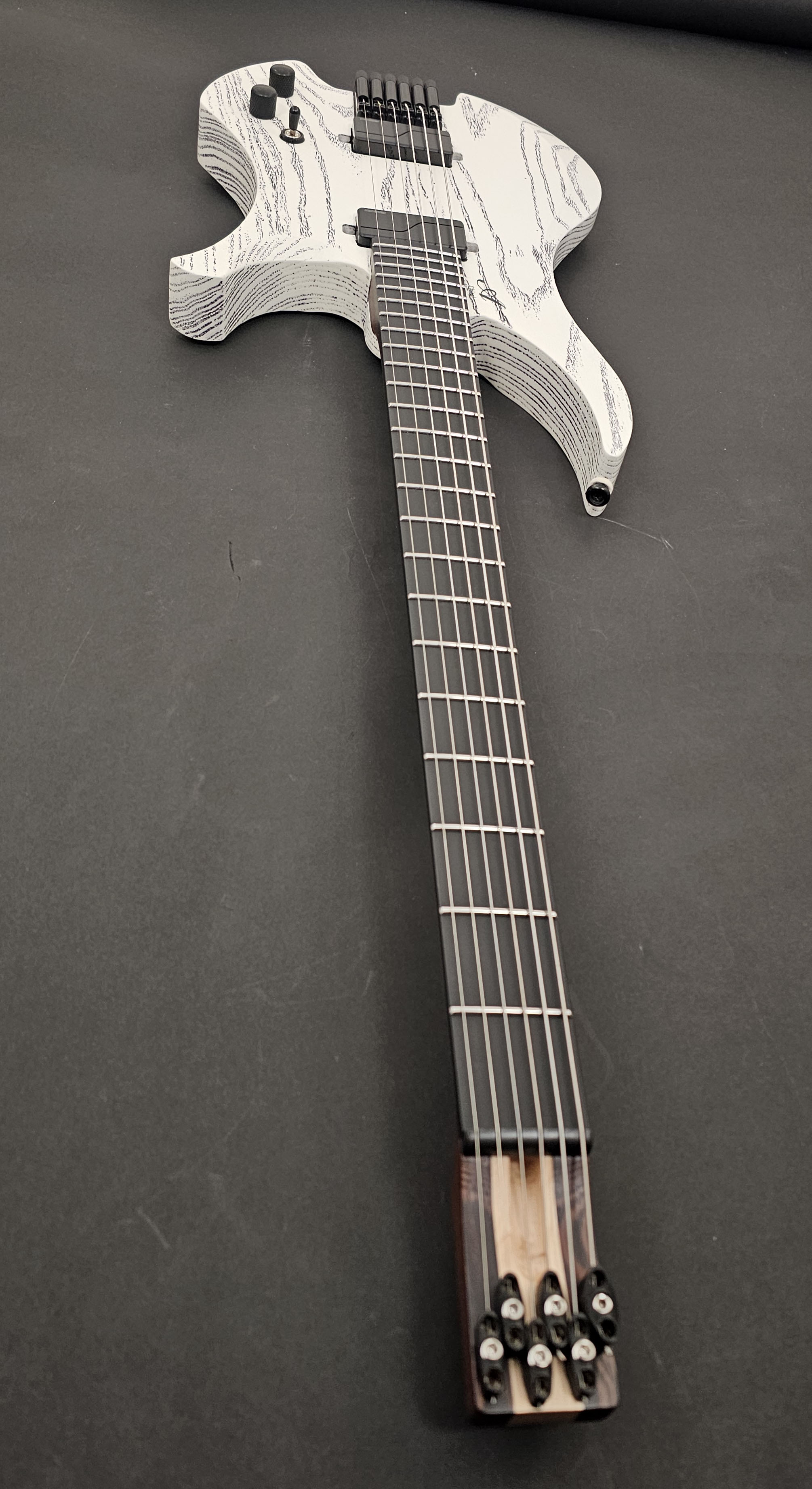 Agile Chiral Nirvana 630 RL MOD White Baritone