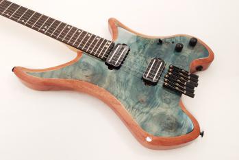 DouglasHeadlessSample5