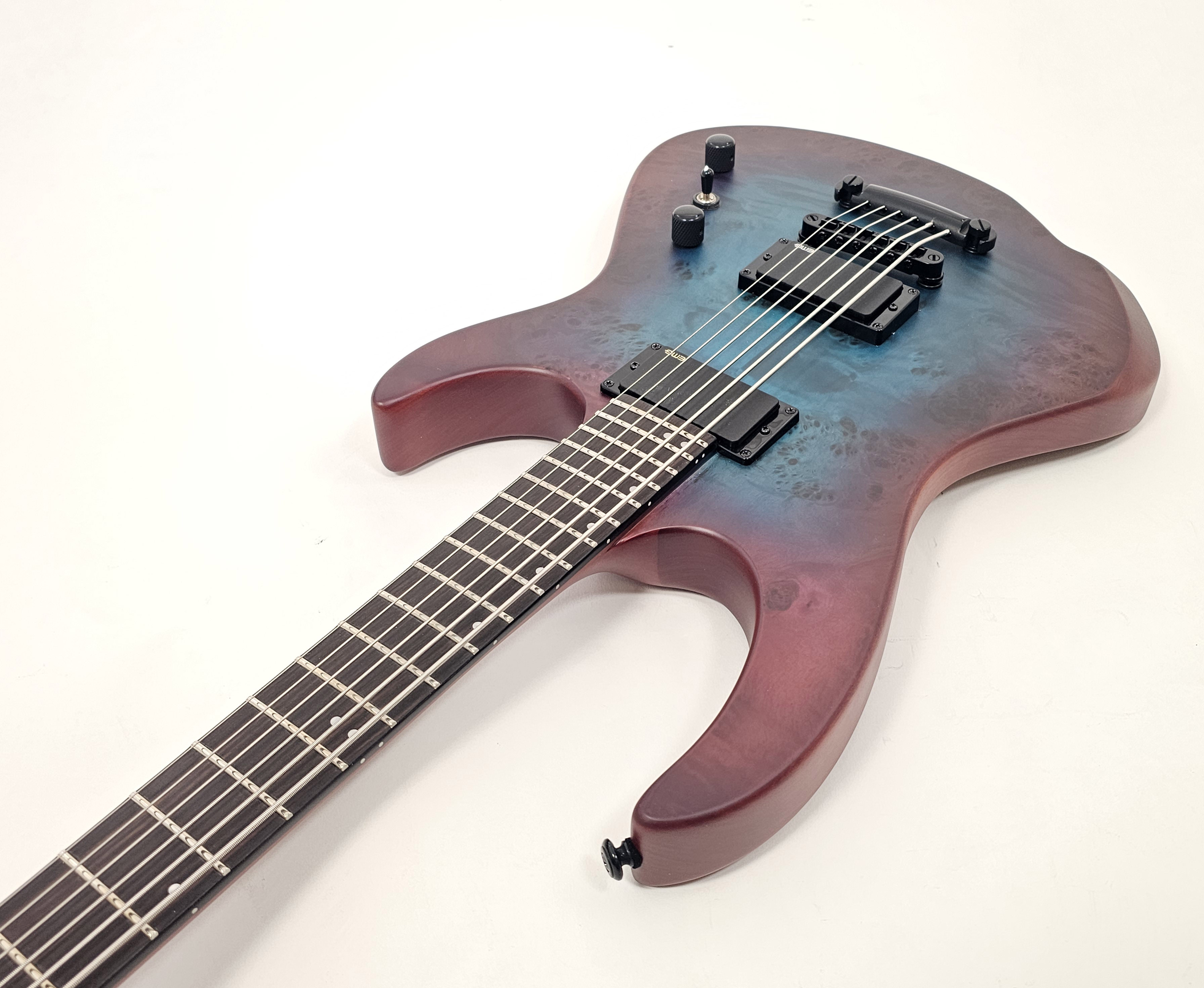 Agile Intrepid Pro Bass 6 EB EMG 630 Blue Purple Burl
