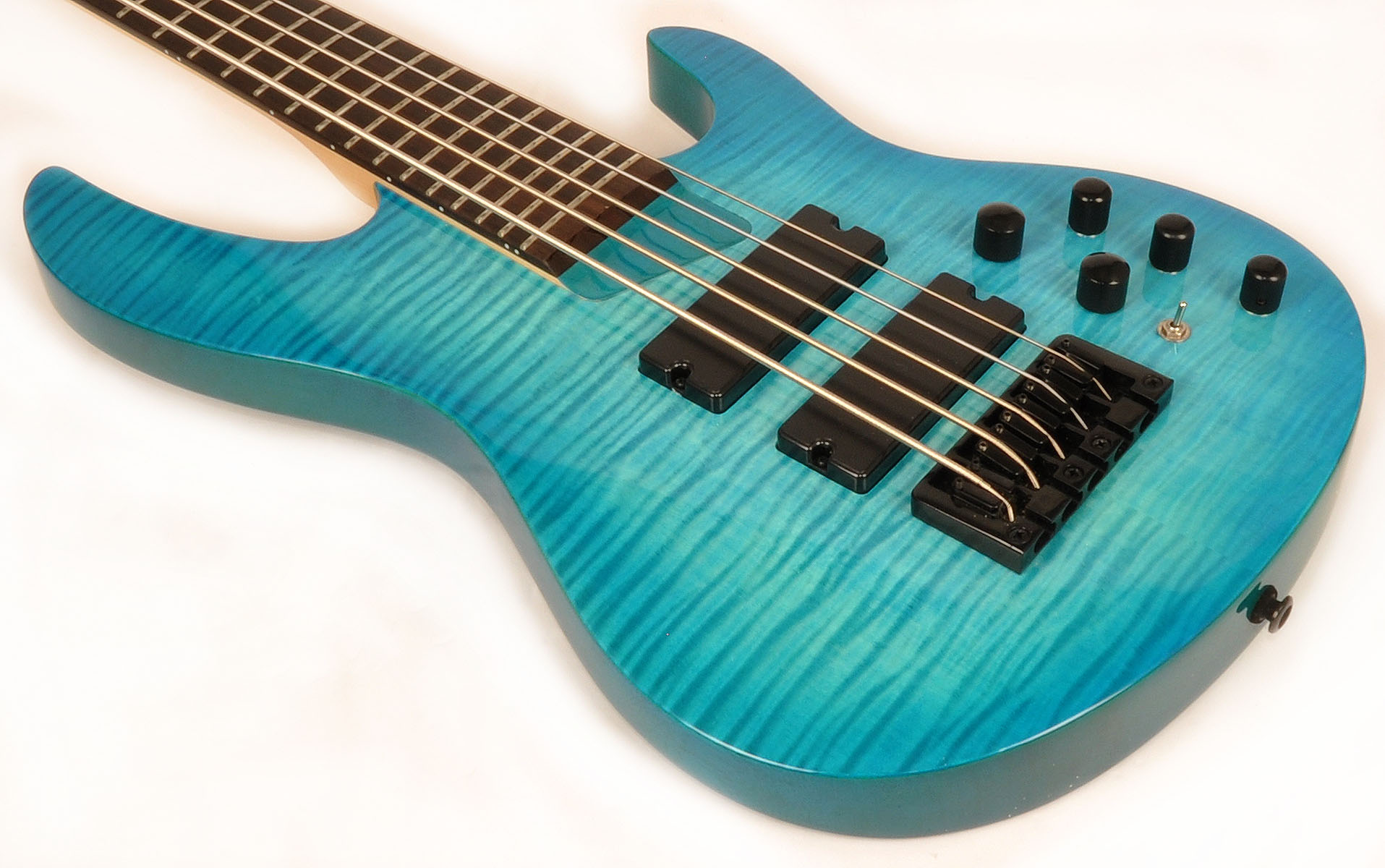 Brice HXB2-405 3/4 Oceanburst Flame Short Scale