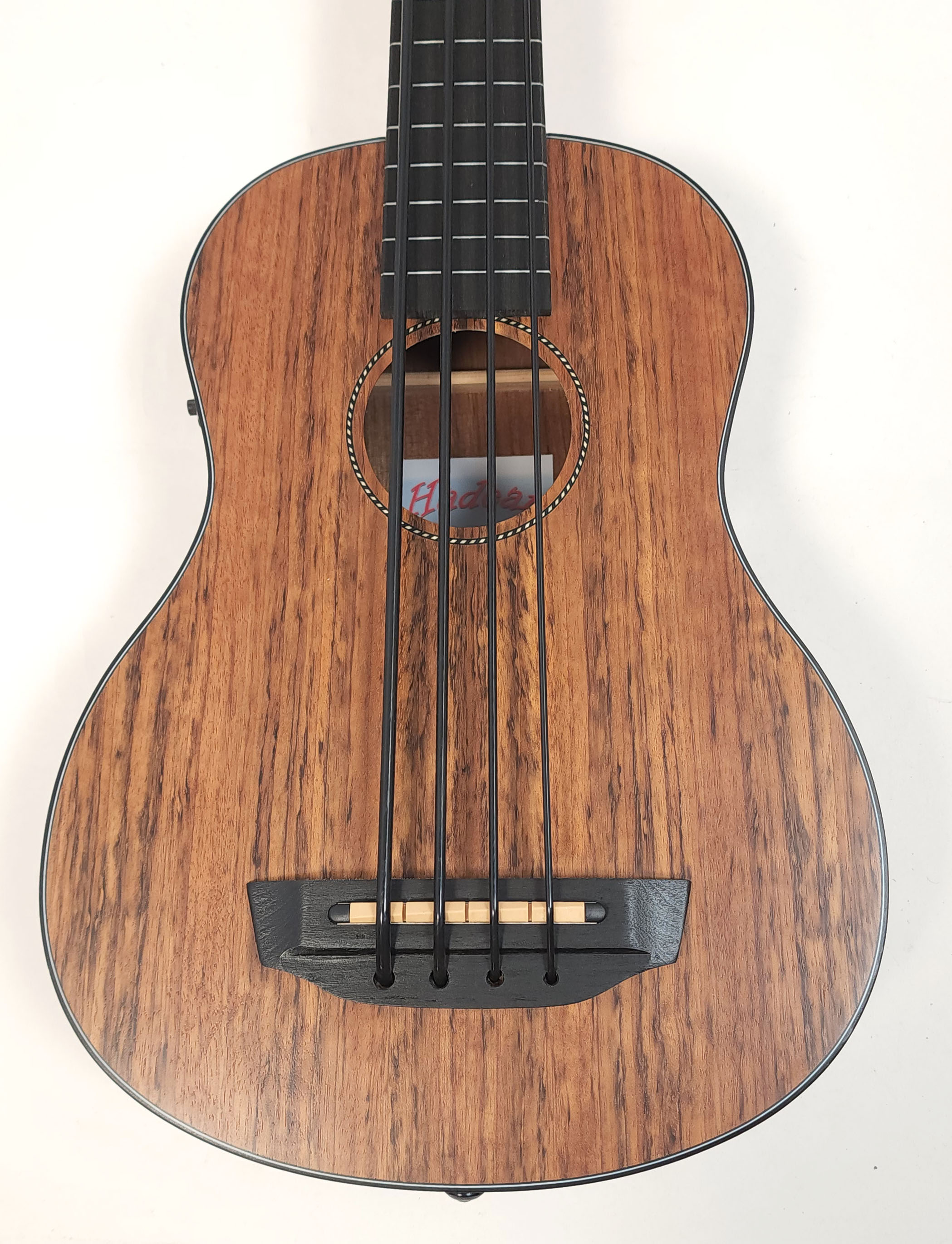 Hadean fretless cheap uke bass