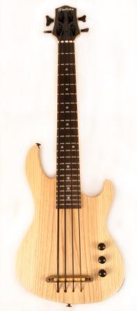Hadean Bass Uke UKBE-22 N 33 Long Scale B Stock