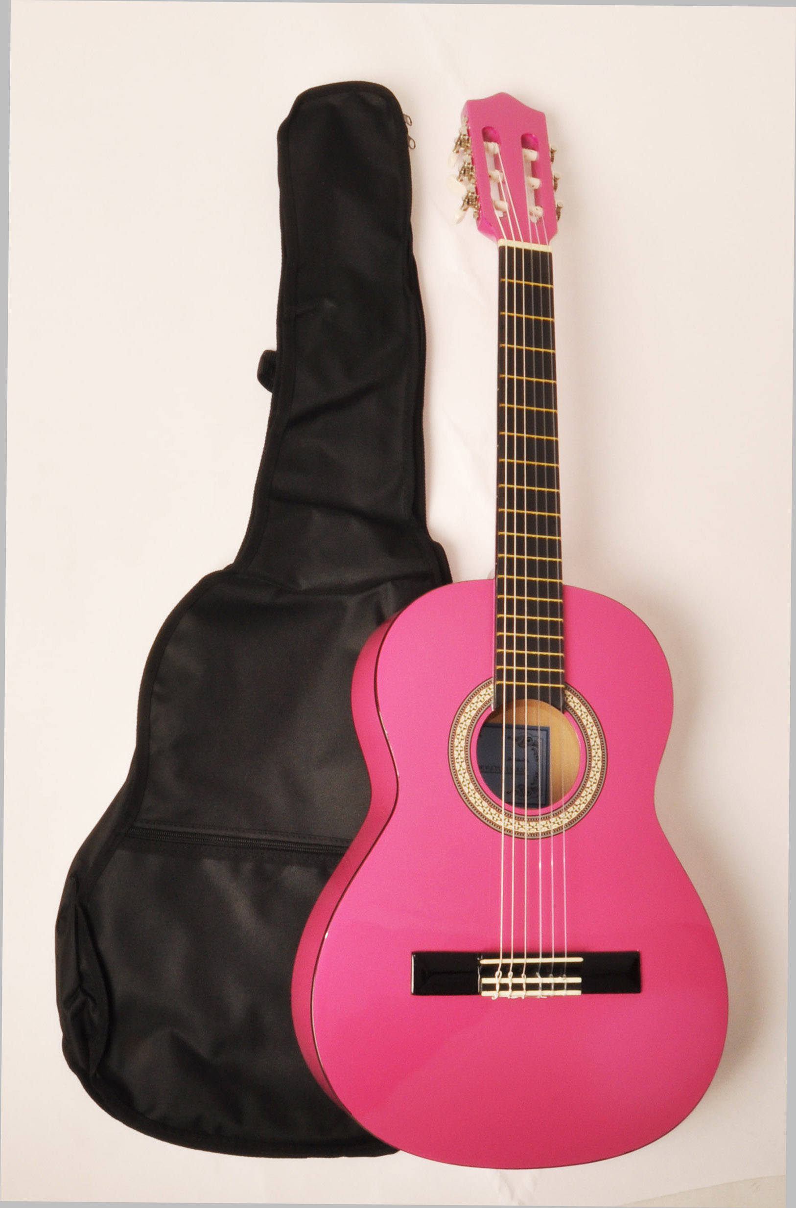 BEGINNER CLASSICAL ACOUSTIC GUITAR 3/4 SIZE (36 INCH) W/CARRY BAG Omega Classical Kit 3/4 MPN Pink