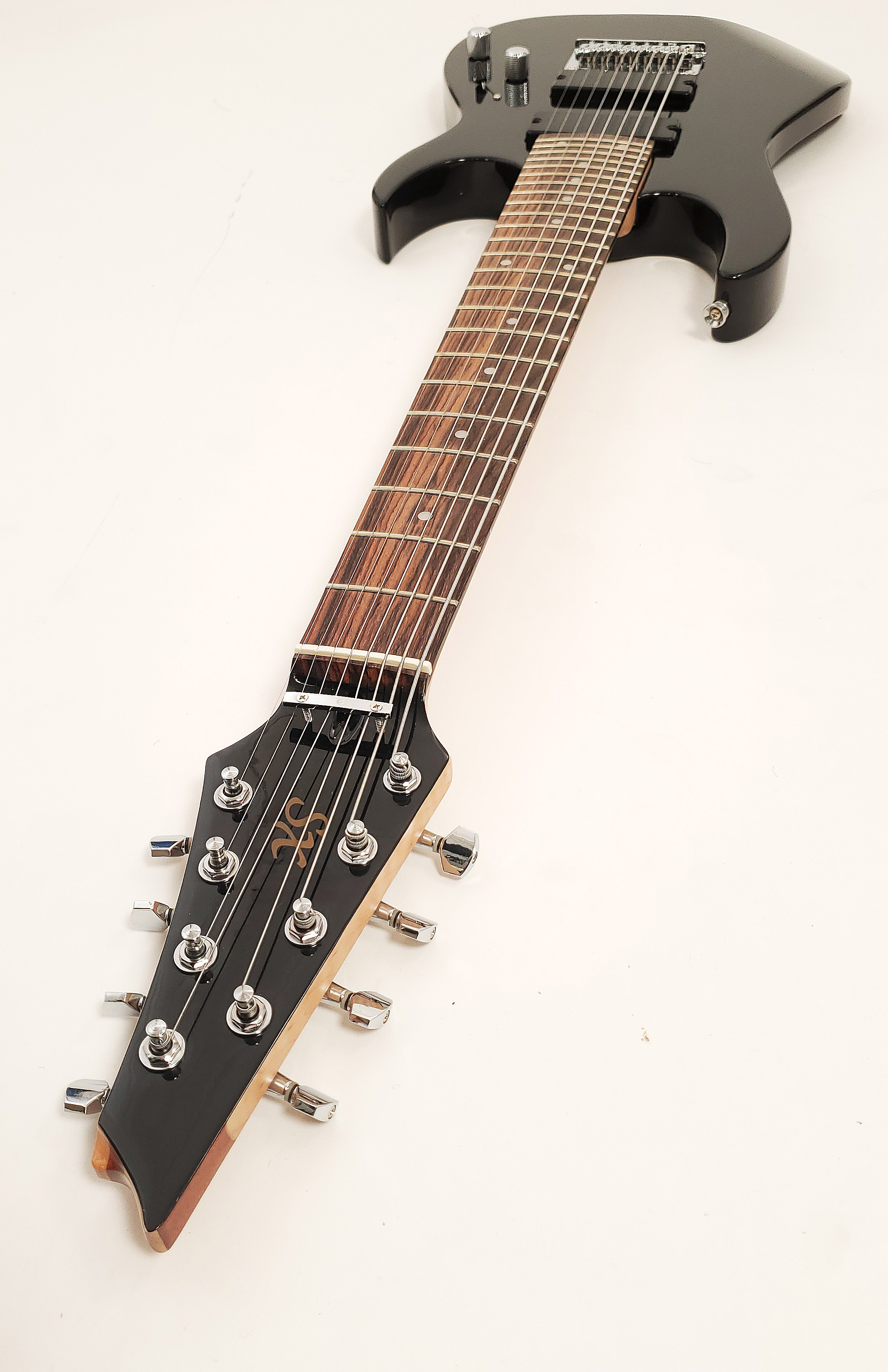 ELS-8BK4SX5PCNeckVersion.jpg