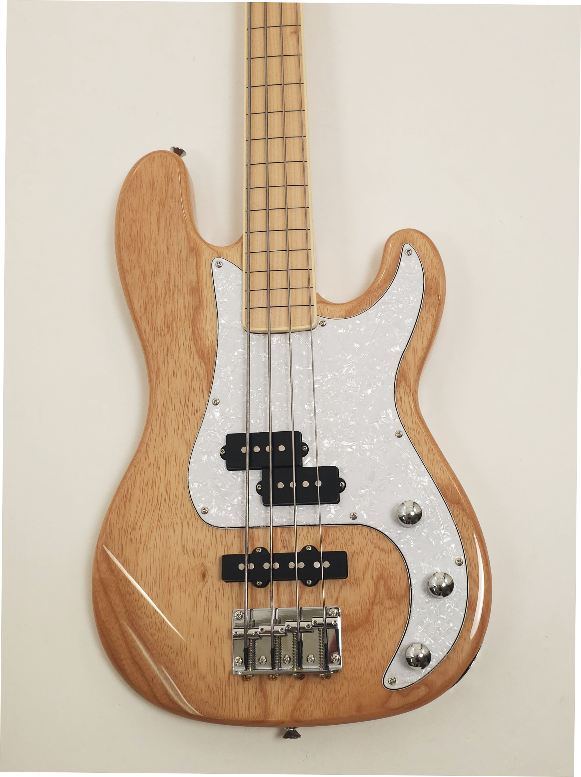 Short scale fretless bass guitar discount