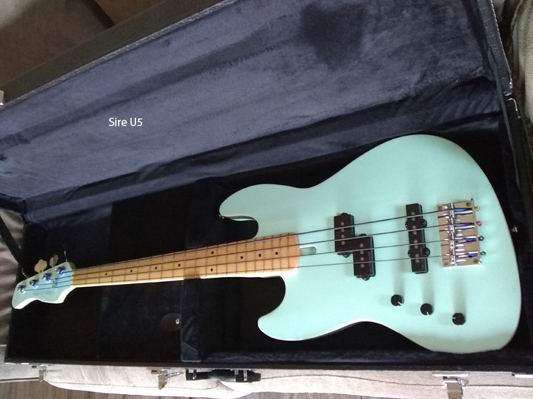 Sprite Douglas BGC 200 3 4 BK Short Scale Bass Case Fits Fender Mustang and Bronco Advanced order 12 2