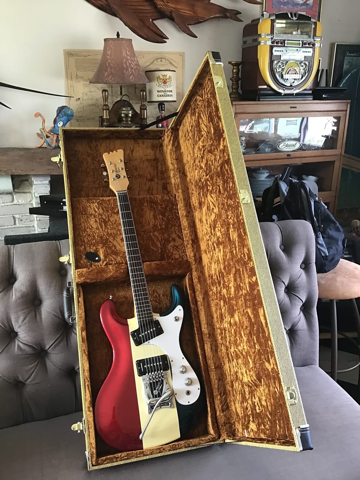 Douglas EGC 250 SJM Tweed Case for Liquid Mosrite Fender Mustang Jaguar and Jazzmaster
